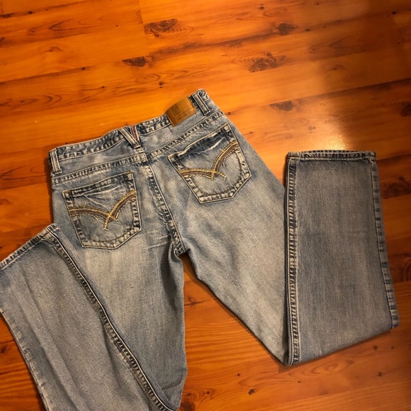 Baileys Point Jeans - Picture 2 of 8